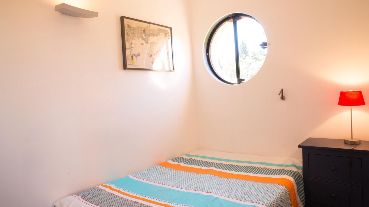 Photo of Bedroom in Porquerolles
