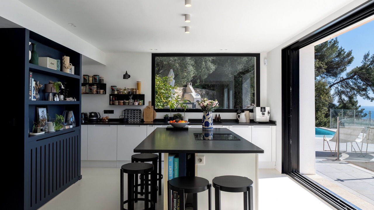 Photo of Kitchen in Gairaut