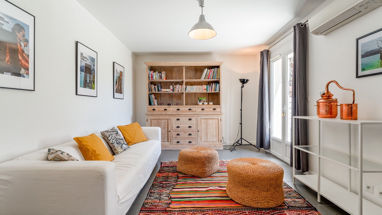 Photo of Livingroom in Entrechaux
