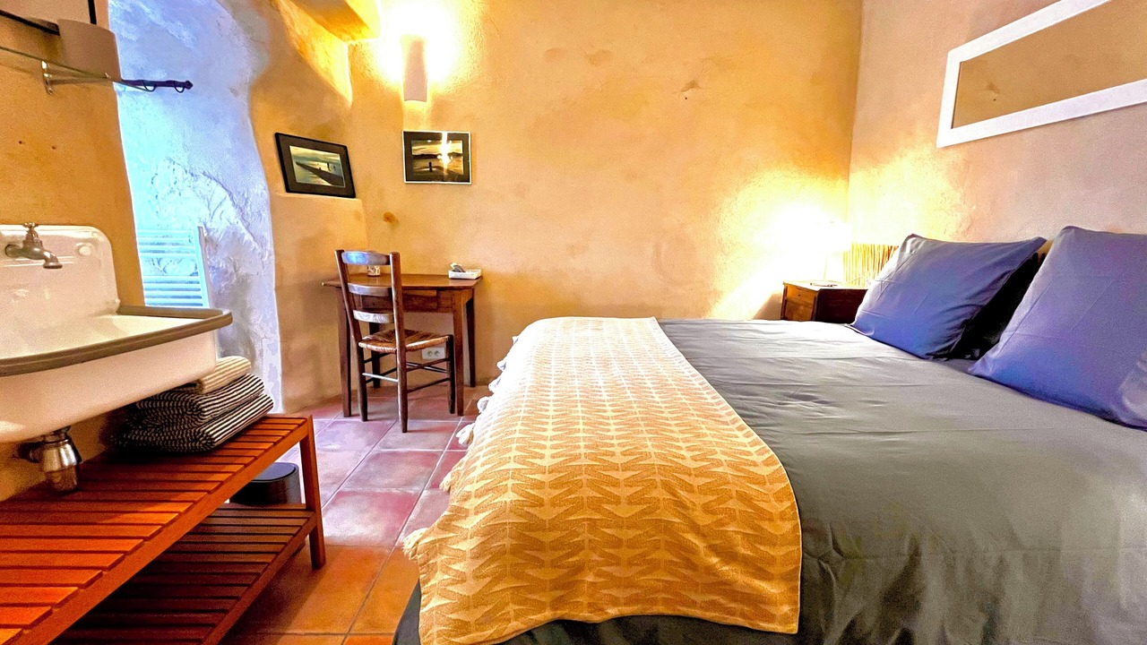 Photo of Bedroom in Sablet