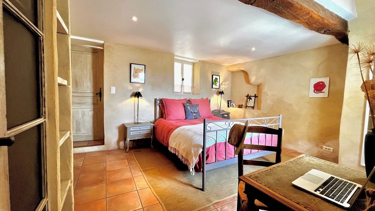 Photo of Bedroom in Sablet