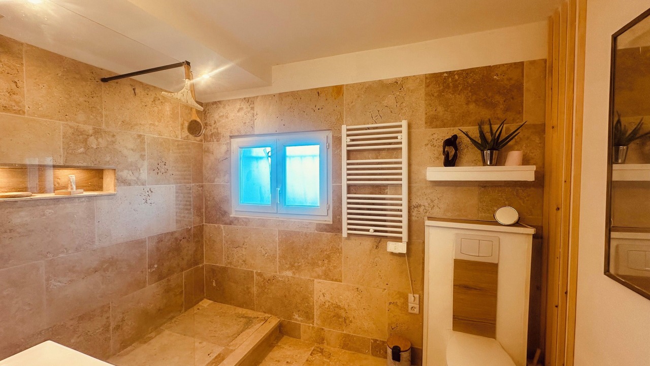 Photo of Bathroom in Senas