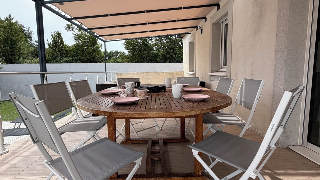 Photo of Outdoor in Istres