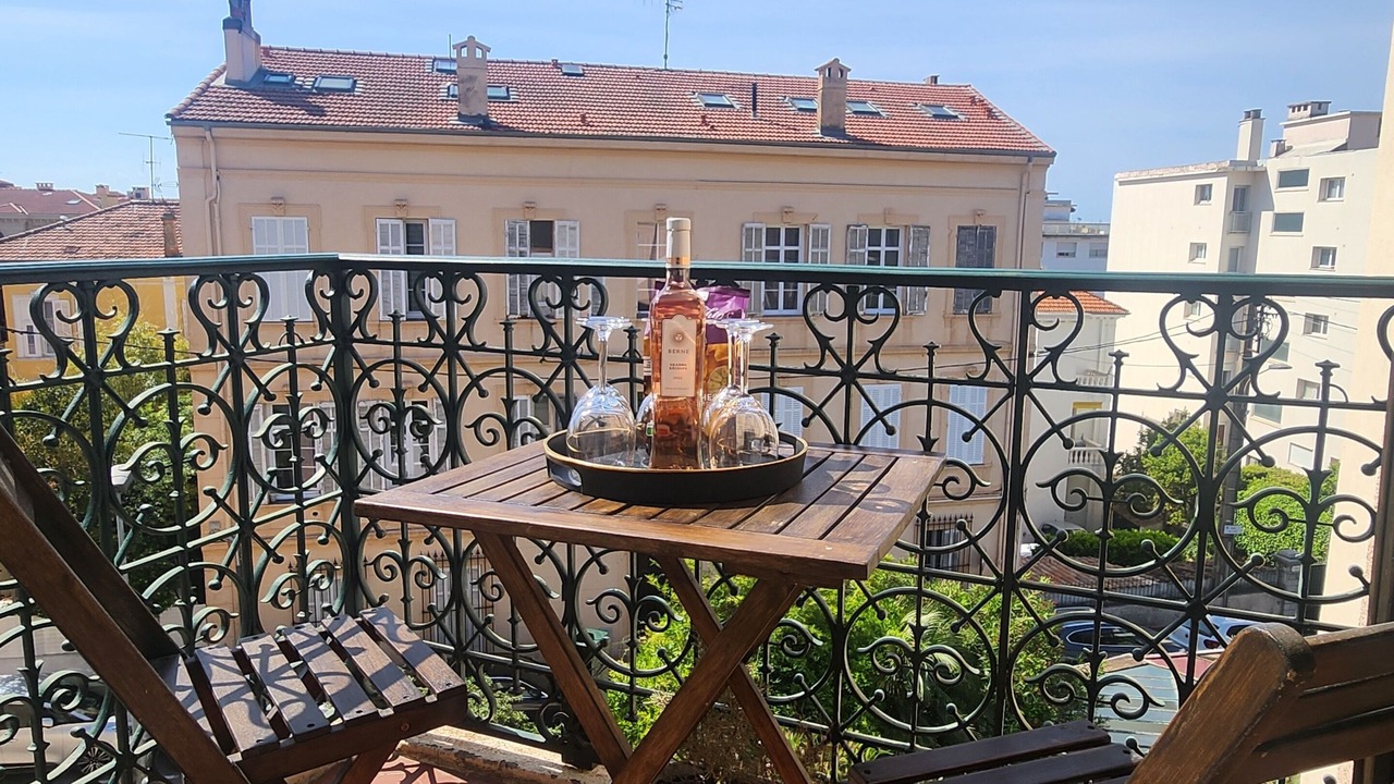 Photo of Outdoor in Riou - Petit Juas - Av de Grasse