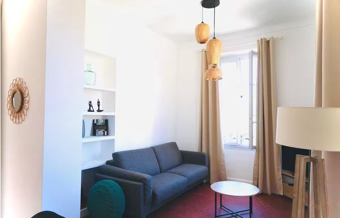 Photo of Livingroom in Riou - Petit Juas - Av de Grasse