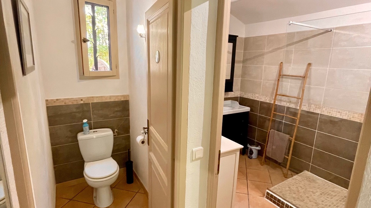 Photo of Bathroom in Bedoin
