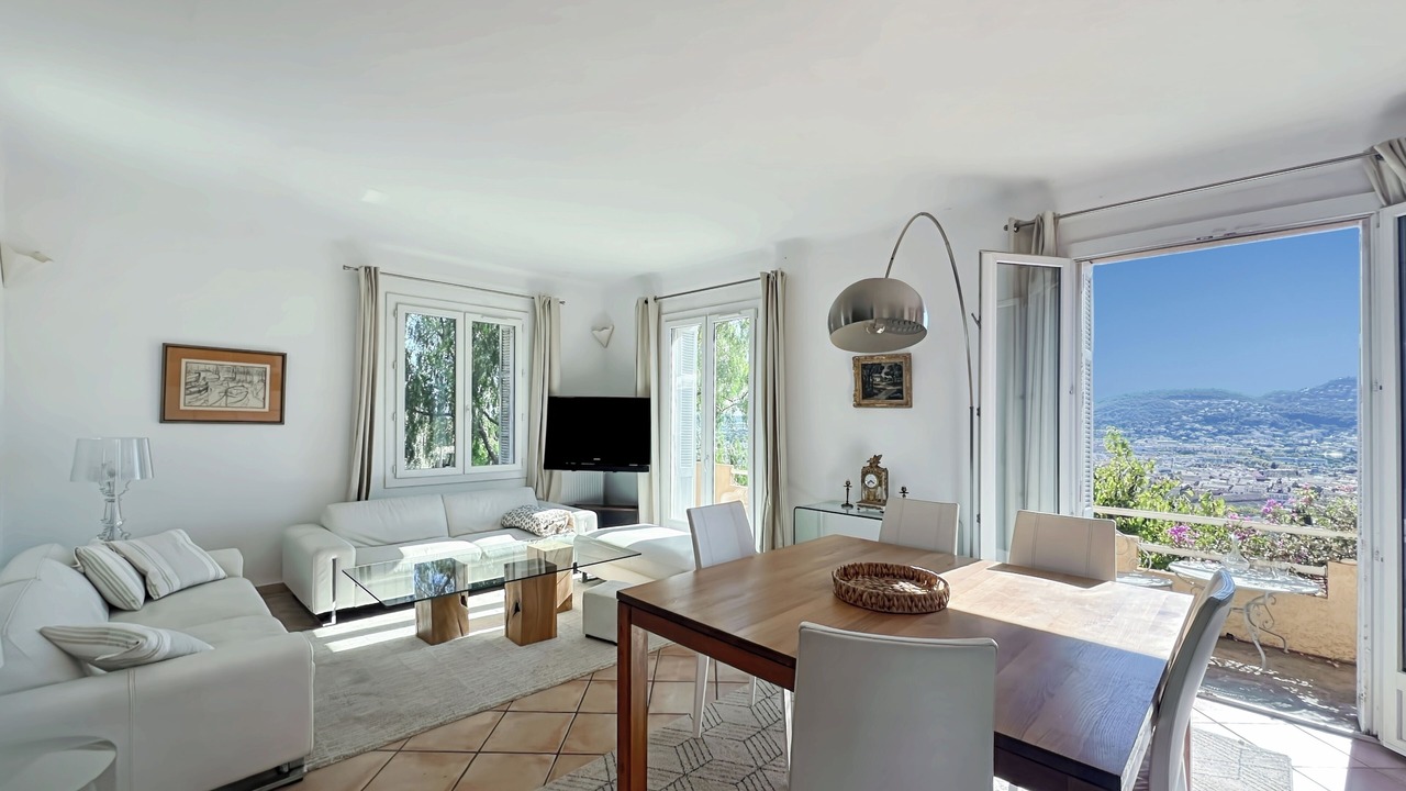 Photo of Livingroom in Hyeres City Centre