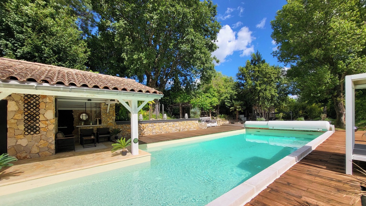 Photo of Outdoor in Saint-Jean-de-Crieulon