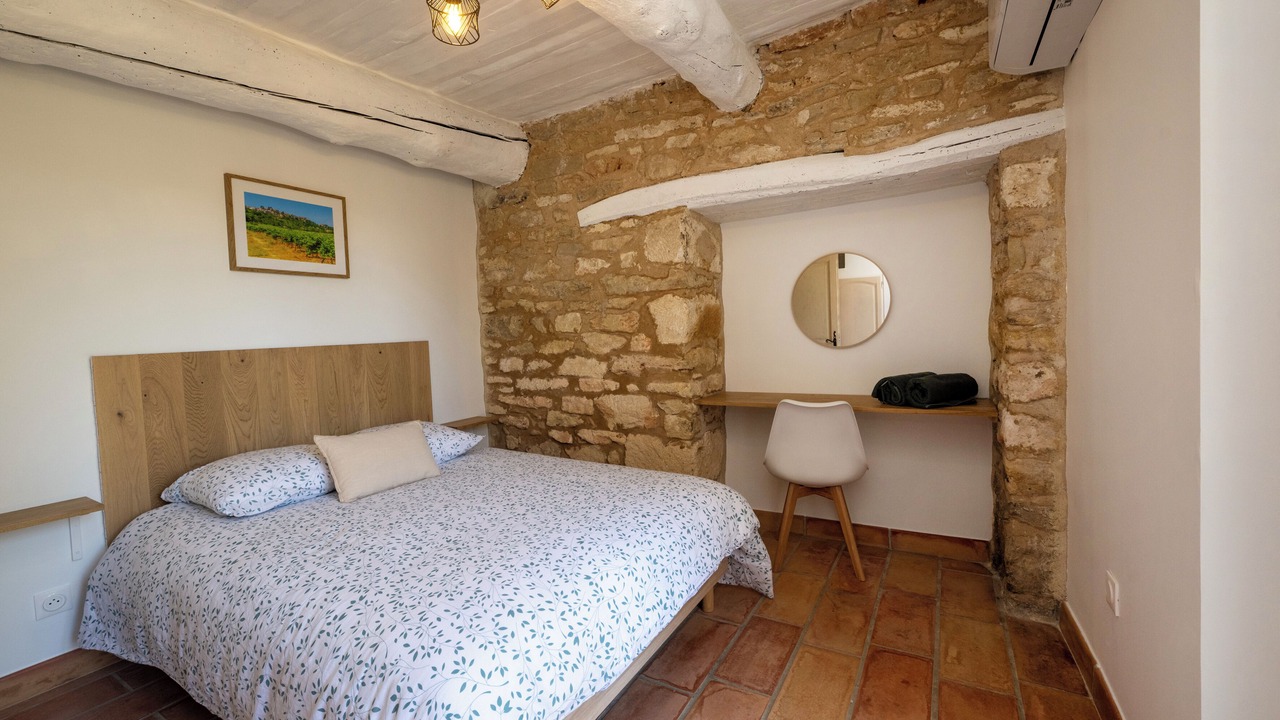 Photo of Bedroom in Menerbes