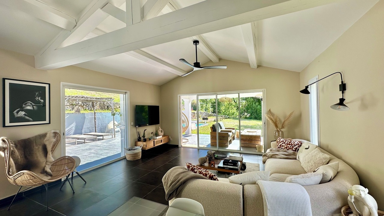 Photo of Livingroom in Pegomas