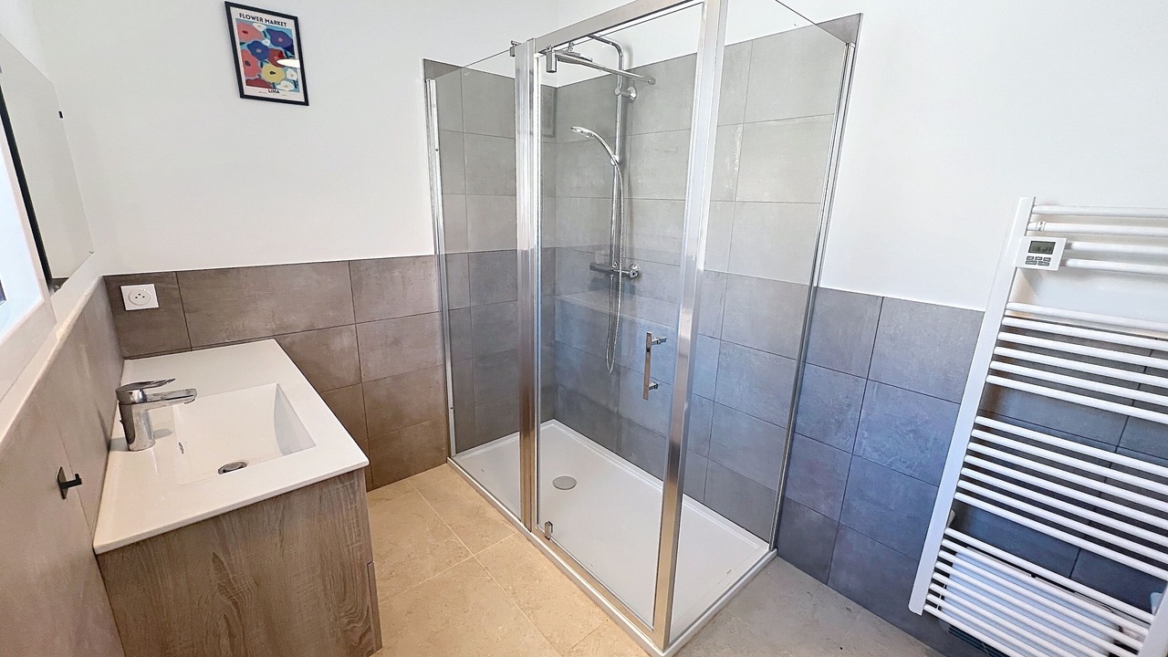 Photo of Bathroom in Pegomas
