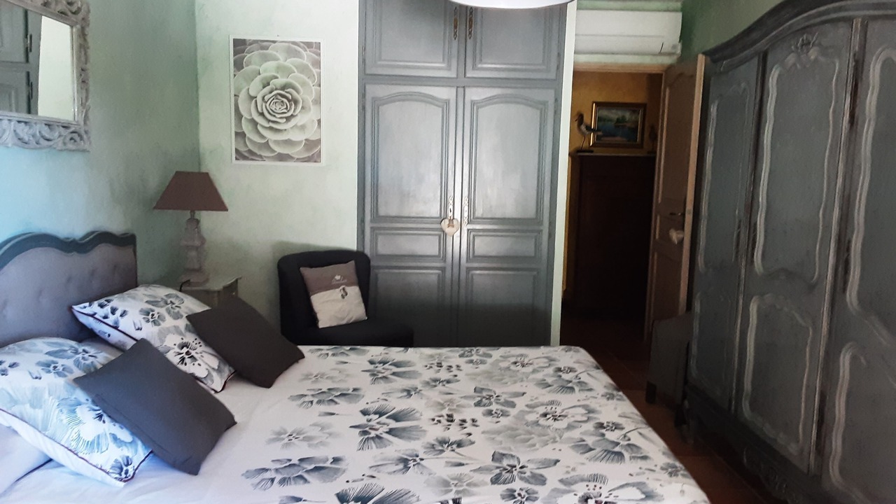 Photo of Bedroom in Sanary-sur-Mer