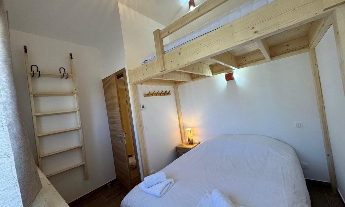 Photo of Bedroom in Les Claux