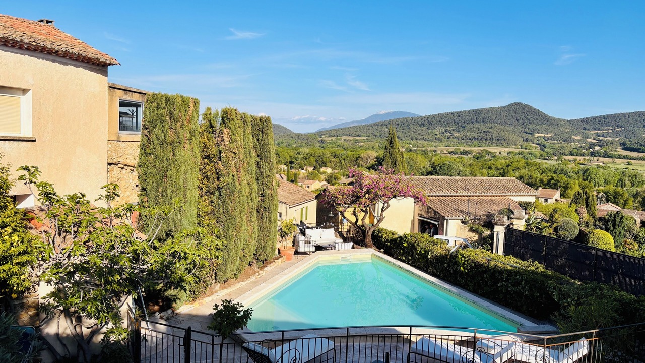 Photo of Outdoor in Roaix