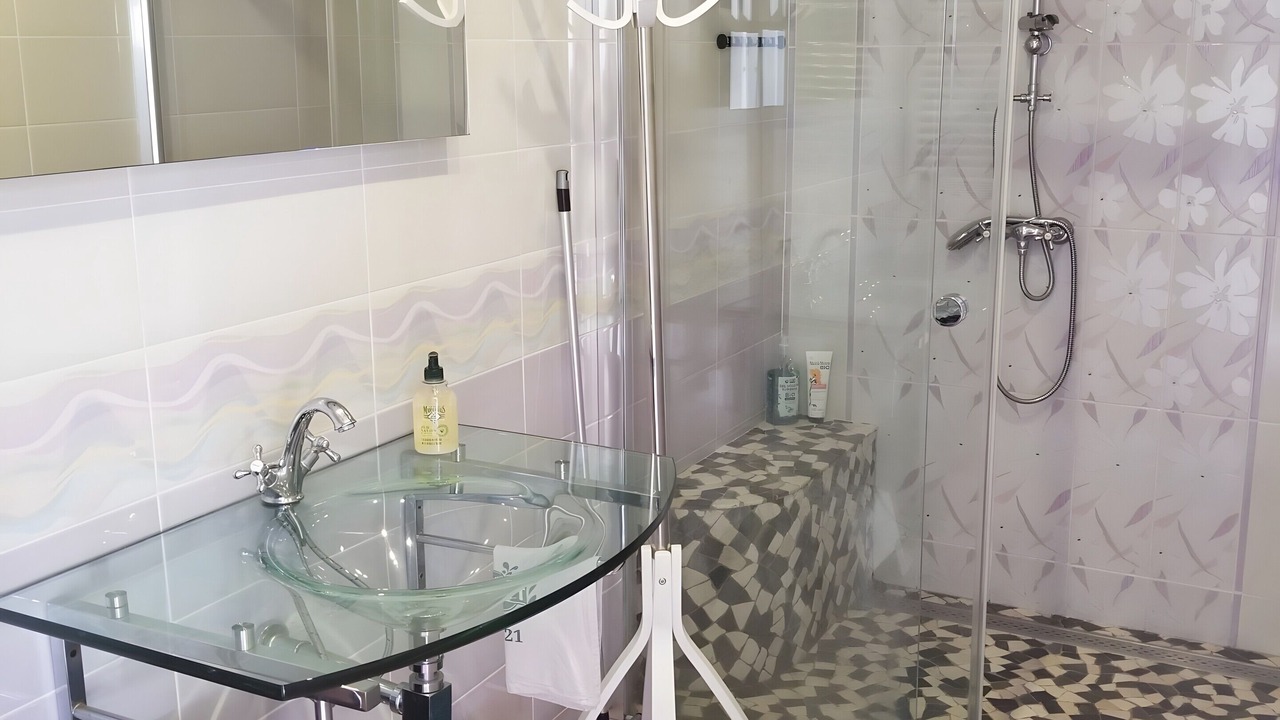 Photo of Bathroom in Graissessac