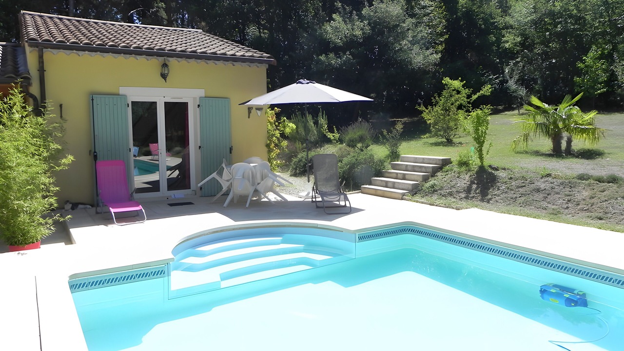 Photo of Outdoor in Le Poet-Laval