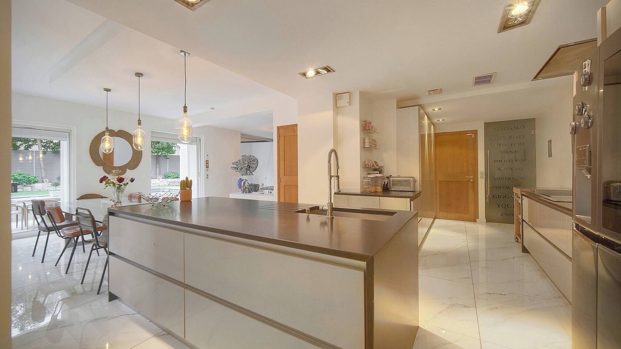 Photo of Kitchen in Riou - Petit Juas - Av de Grasse