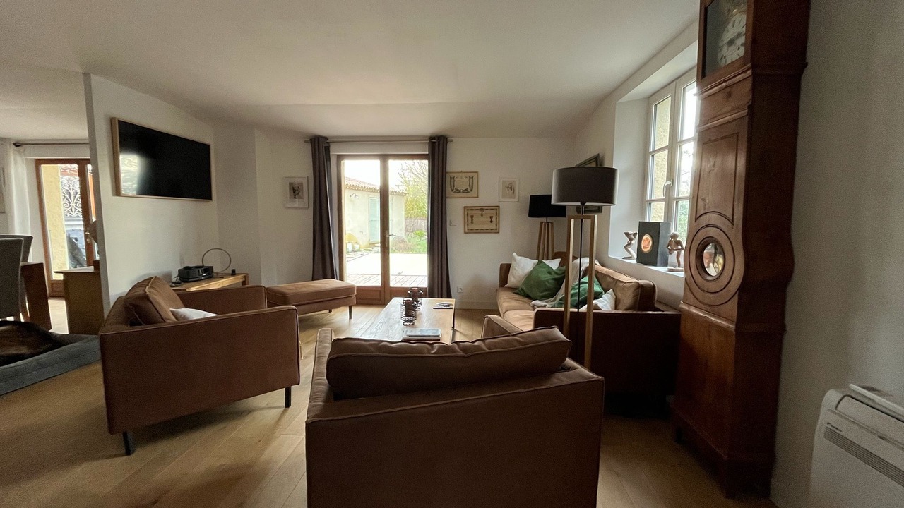 Photo of Livingroom in Lourmarin