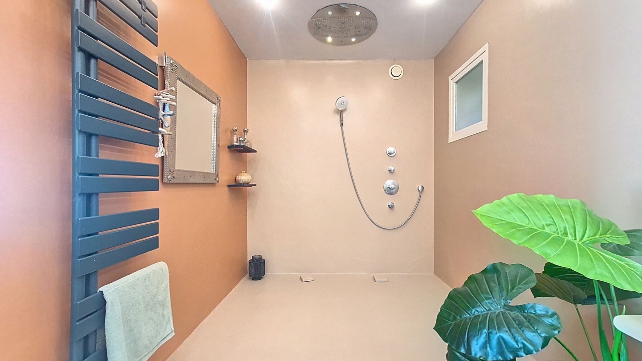 Photo of Bathroom in Saint Antoine