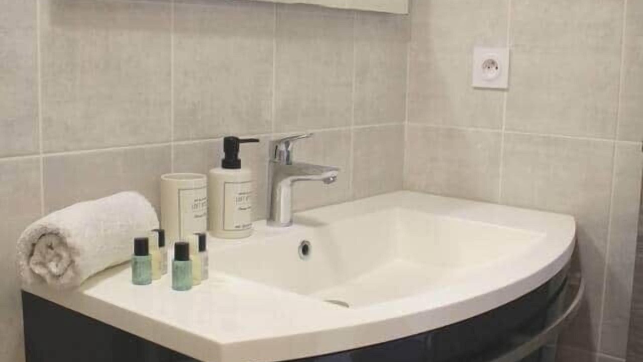 Photo of Bathroom in Santy - La Plaine