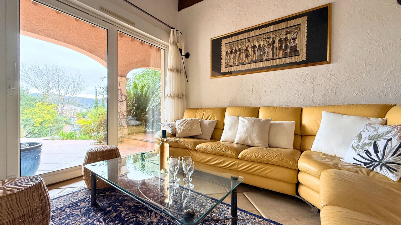 Photo of Livingroom in Les Esterets du Lac
