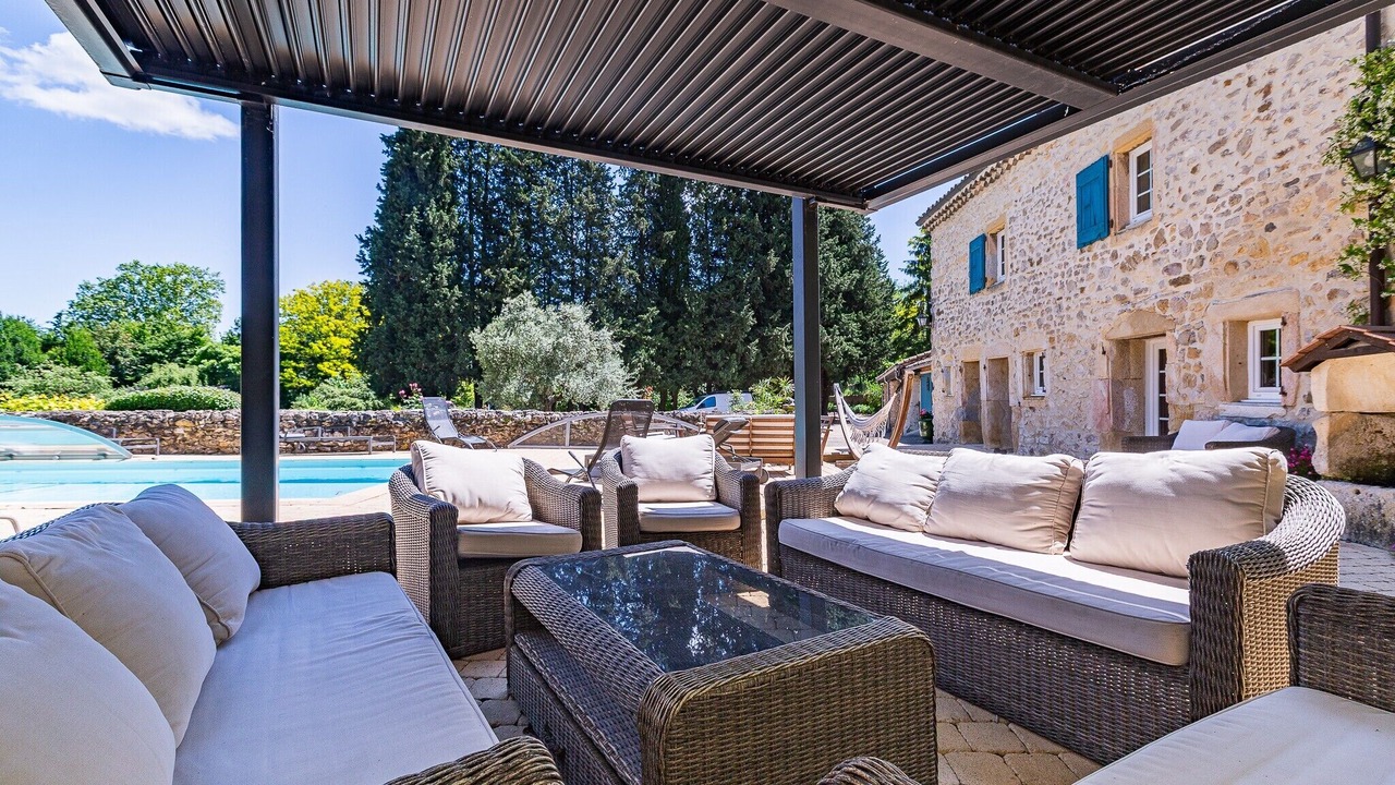 Photo of Patio Balcony in Charmes-sur-Rhone