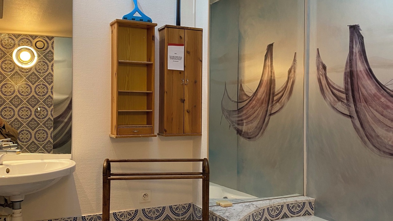 Photo of Bathroom in Maubec