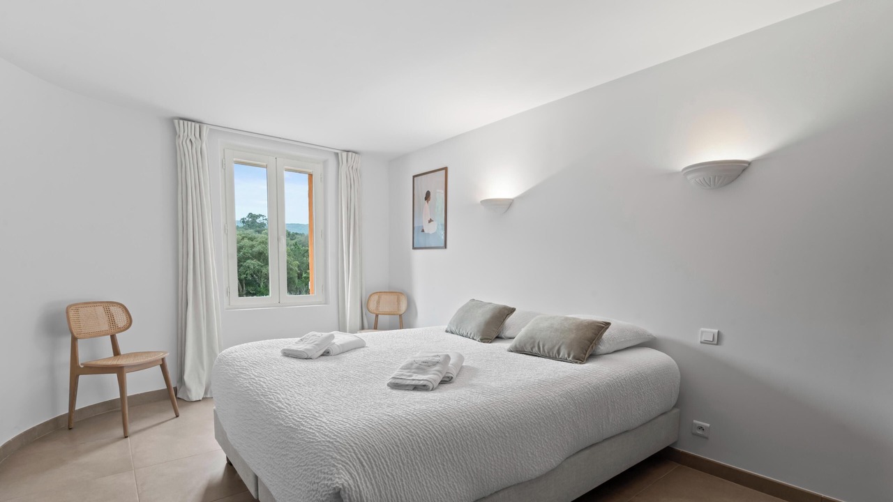 Photo of Bedroom in Cogolin