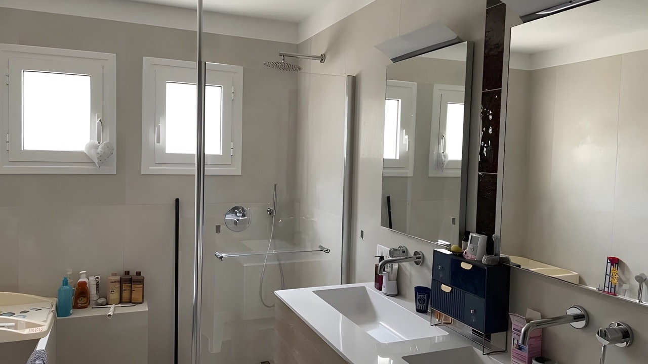 Photo of Bathroom in Ventabren
