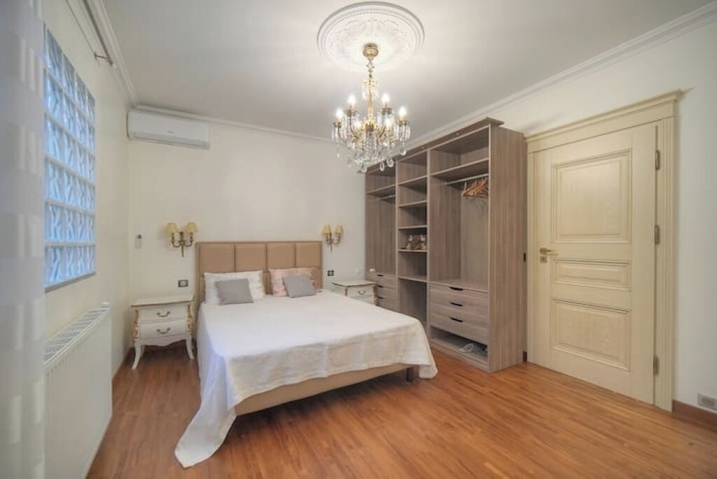 Photo of Bedroom in Le Cannet