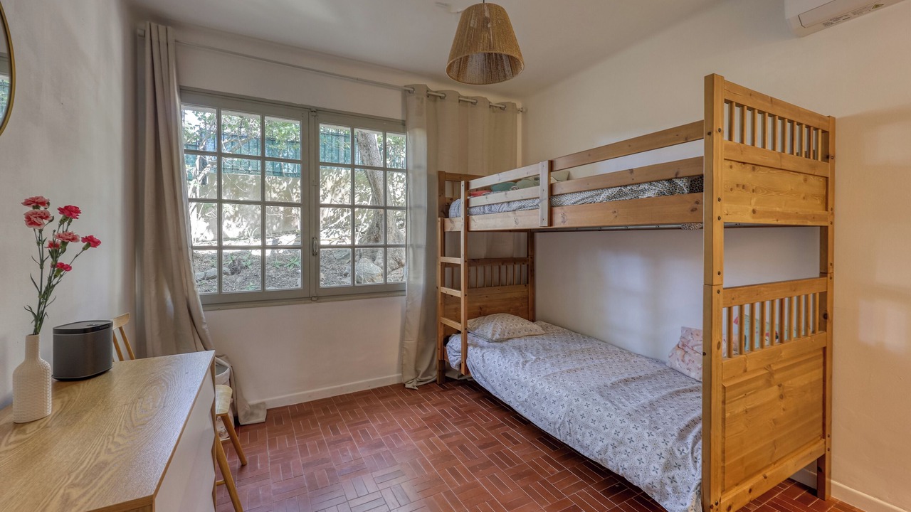 Photo of Bedroom in Sanary-sur-Mer