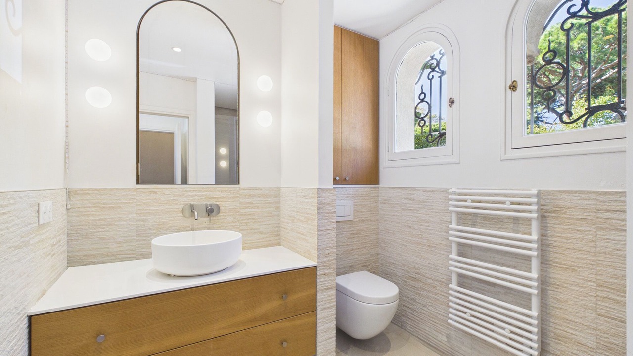 Photo of Bathroom in La Croix des Gardes