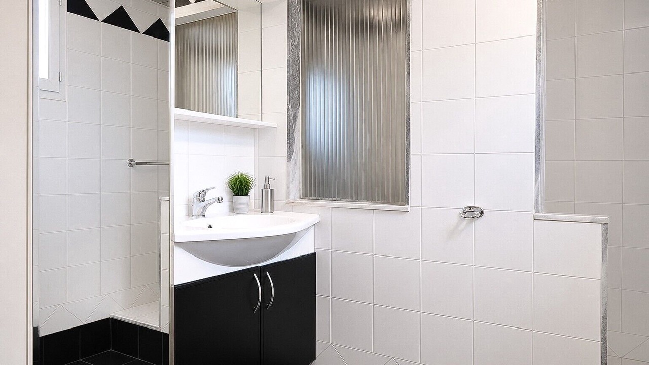 Photo of Bathroom in Septemes-les-Vallons