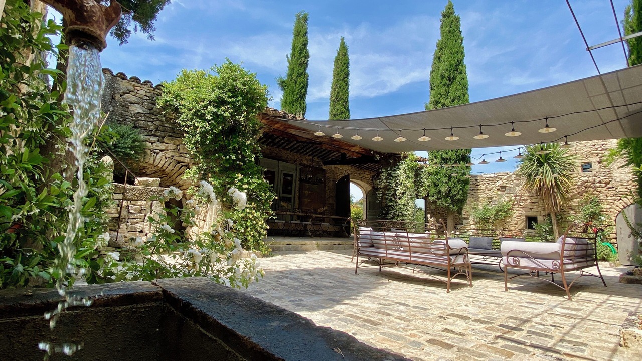 Photo of Patio Balcony in Menerbes