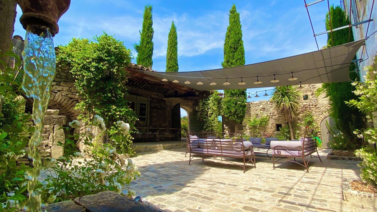 Photo of Patio Balcony in Menerbes