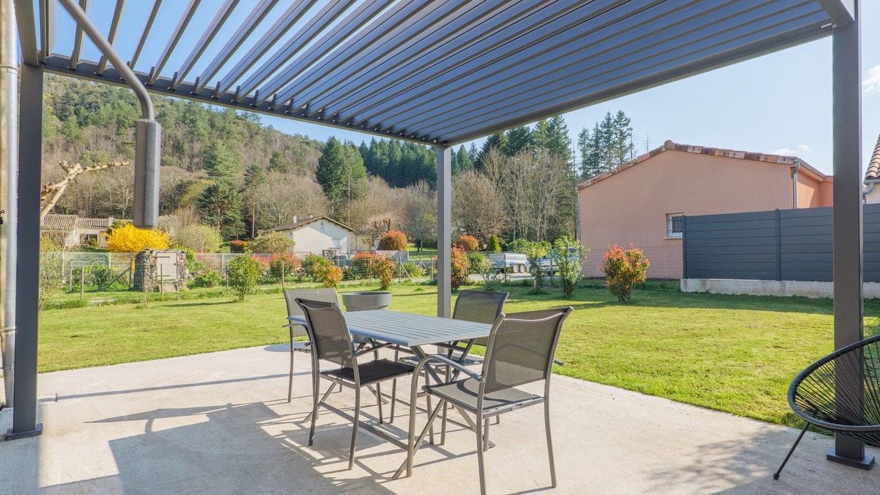 Photo of Outdoor in Fabras