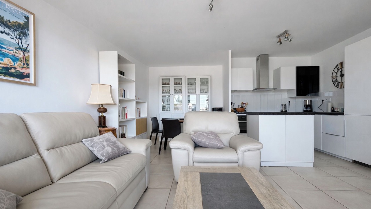 Photo of Livingroom in Carqueiranne