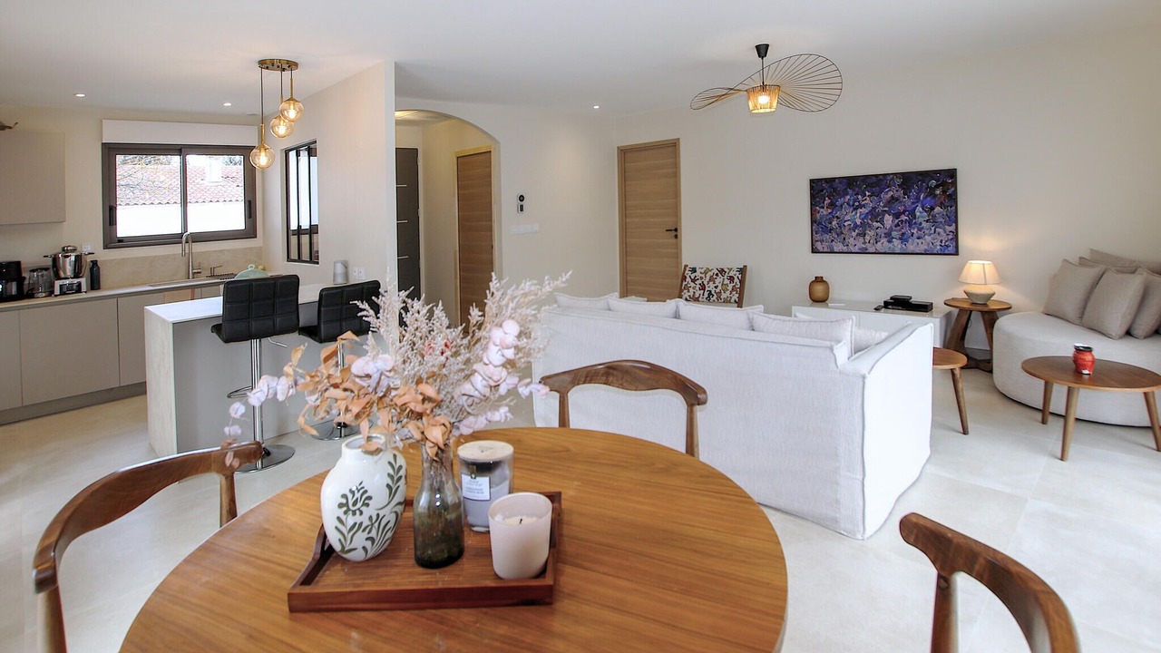Photo of Bedroom in Bouc-Bel-Air