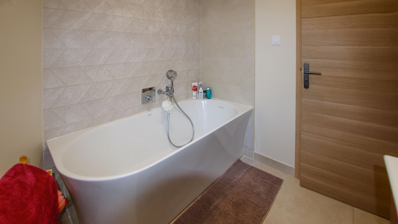 Photo of Bathroom in Bouc-Bel-Air