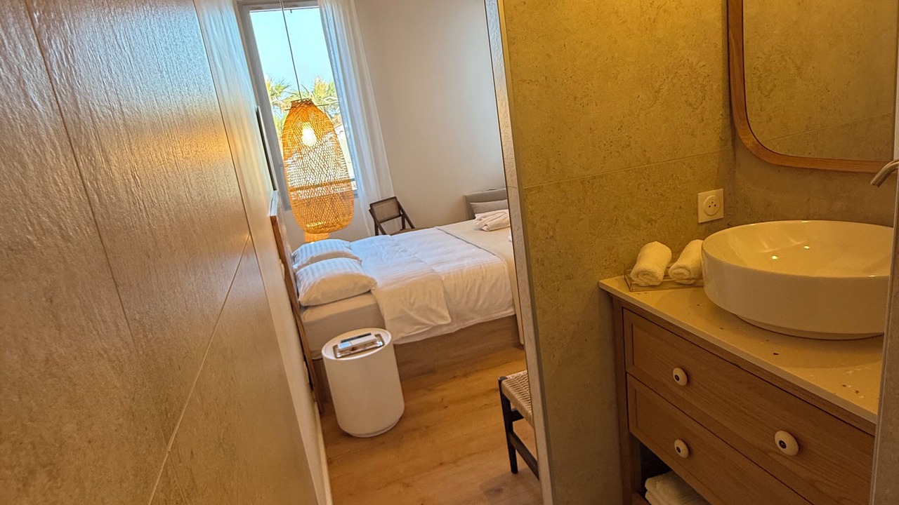 Photo of Bedroom in Giens