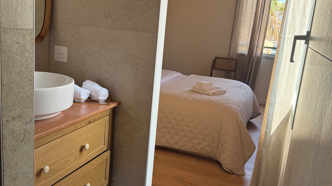 Photo of Bedroom in Giens