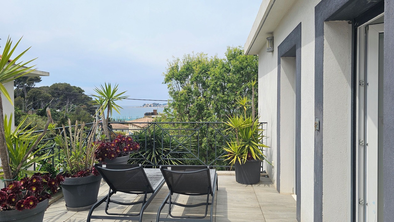 Photo of Patio Balcony in Sanary-sur-Mer