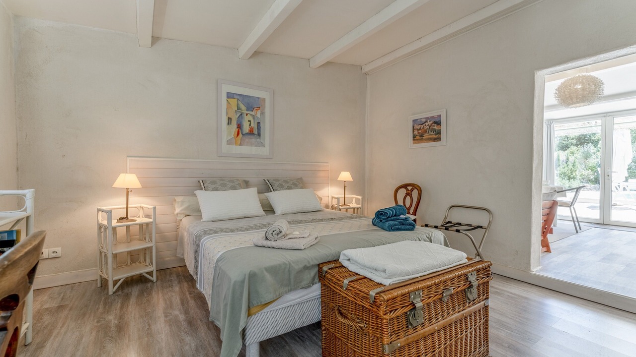 Photo of Bedroom in Eygalieres