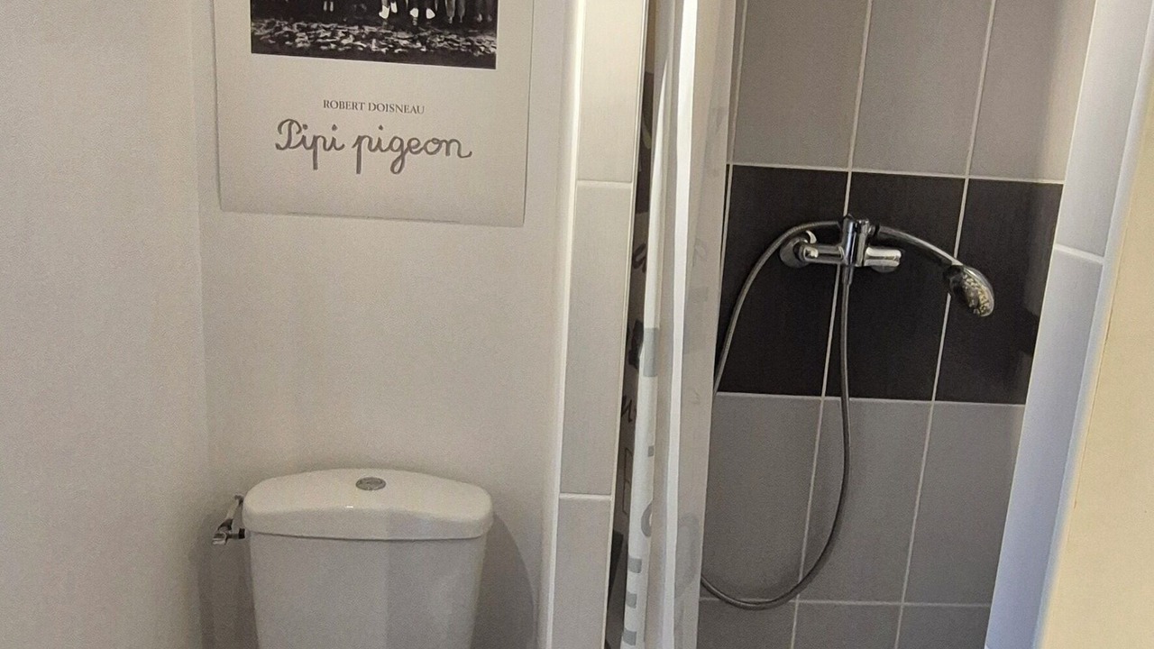Photo of Bathroom in Chateauneuf-de-Gadagne
