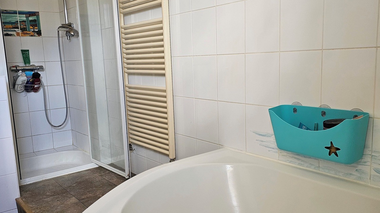 Photo of Bathroom in Beaumes-de-Venise