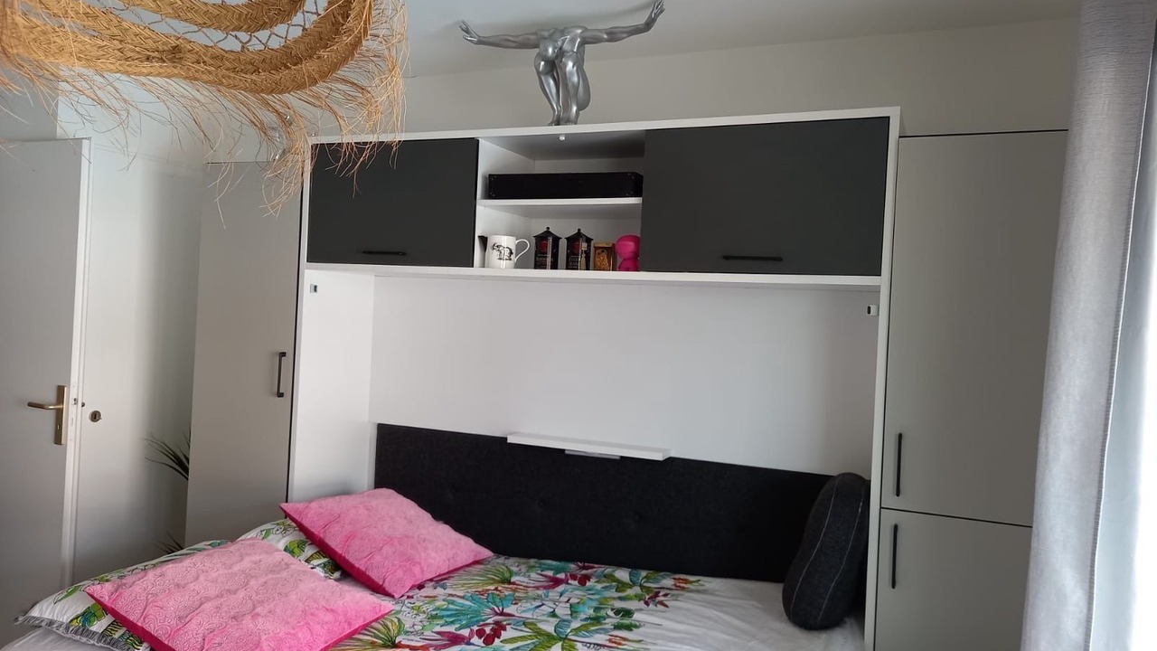 Photo of Bedroom in Golfe Juan