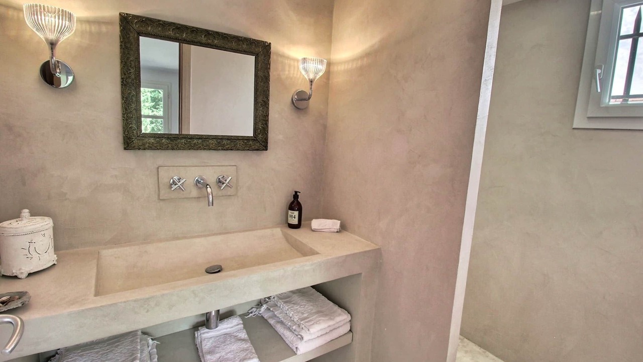 Photo of Bathroom in Ventabren