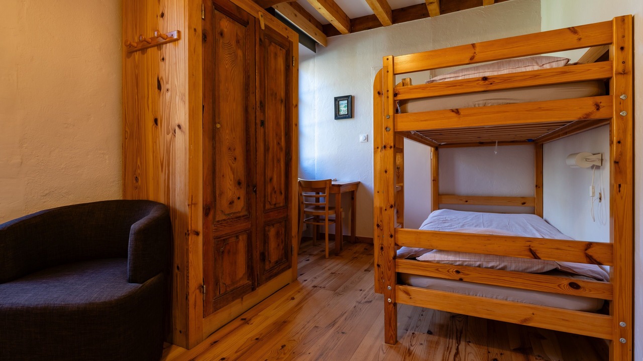 Photo of Bedroom in Saint-Symphorien-de-Mahun
