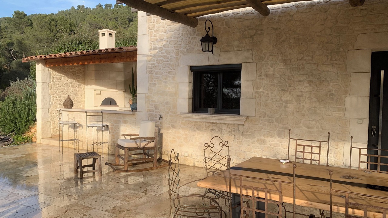 Photo of Outdoor in Ventabren