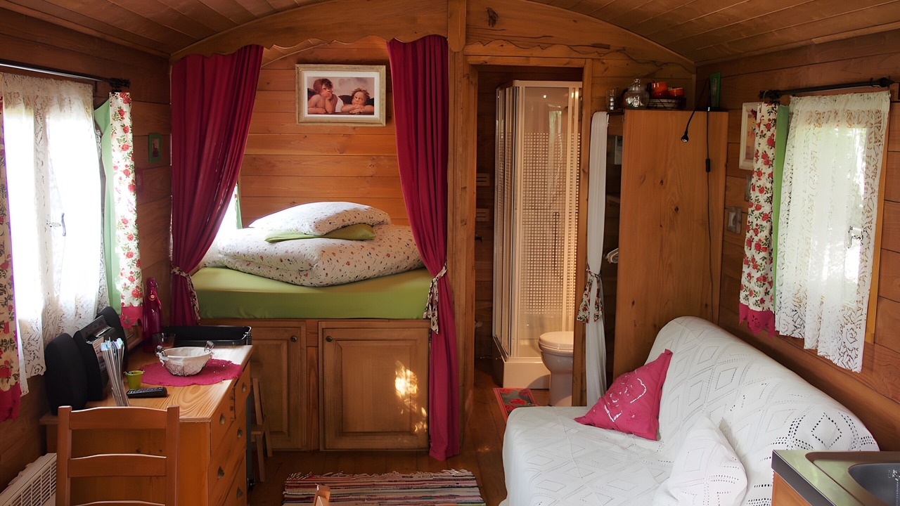 Photo of Bedroom in Compeyre